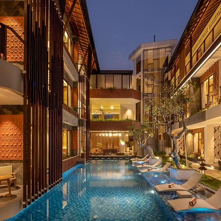 Mokko Suites Batubelig Canggu Extérieur photo