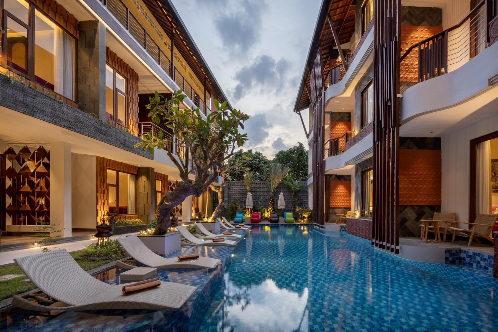 Mokko Suites Batubelig Canggu Extérieur photo